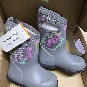 Bogs Gray Kids Boots with Star Pattern